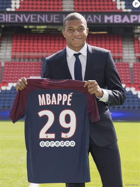 what number is kylian mbappe